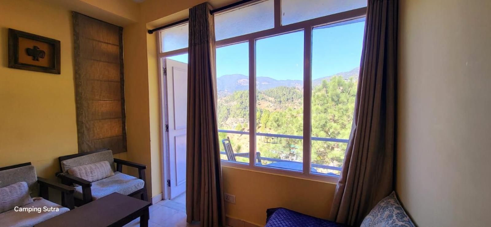 Hotel The Club Nine Mukteshwar Exterior photo