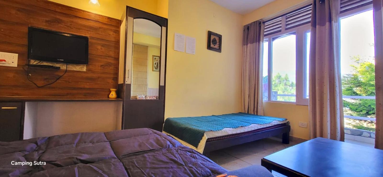 Hotel The Club Nine Mukteshwar Exterior photo